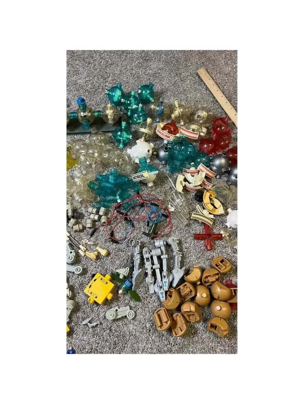 Vintage Capsela Spacelink Building Toys Huge Lot